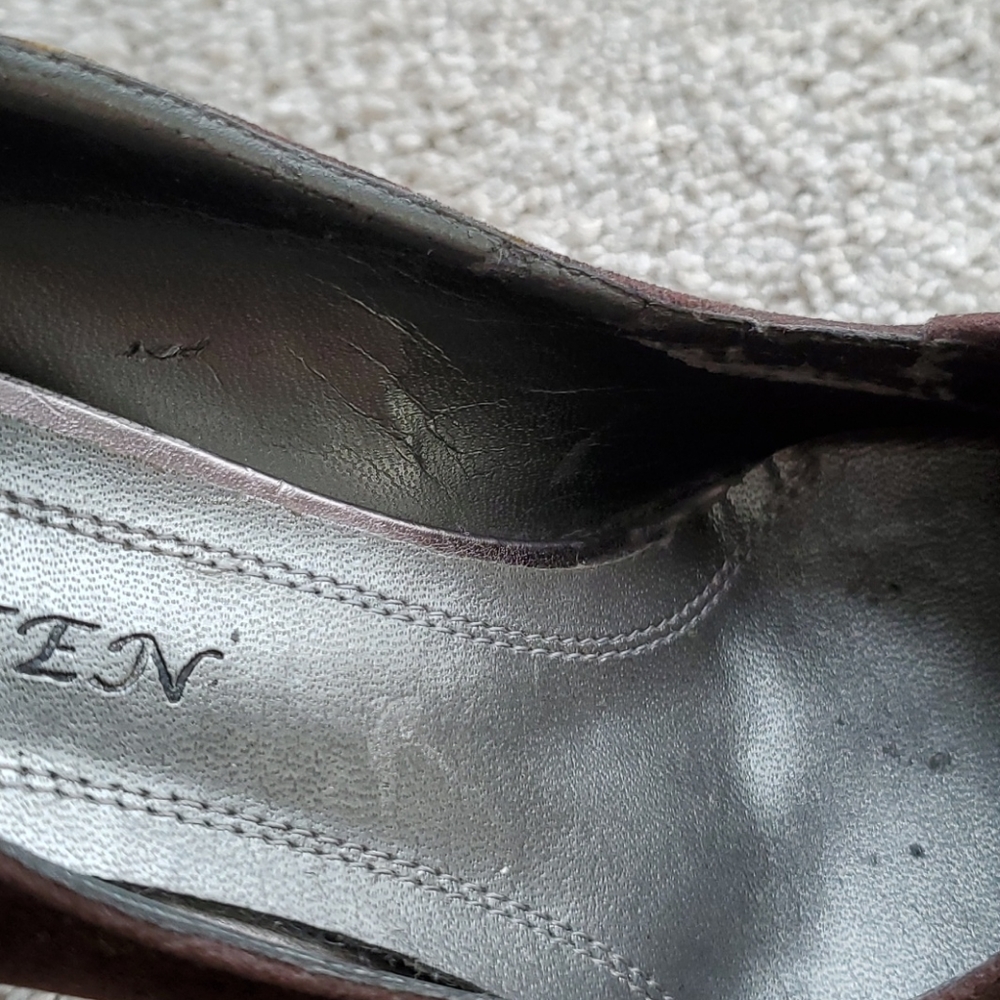 !!! HOST PICK!!!/10 Queen Suede Shoes - Picture 12 of 13
